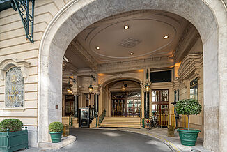 Hall d'entrée de l'hôtel InterContinental Le Grand à Paris.